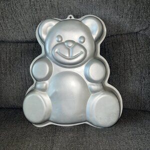Vintage WILTON HUGGABLE TEDDY BEAR CAKE PAN 502-3754 Aluminum 1982 13"